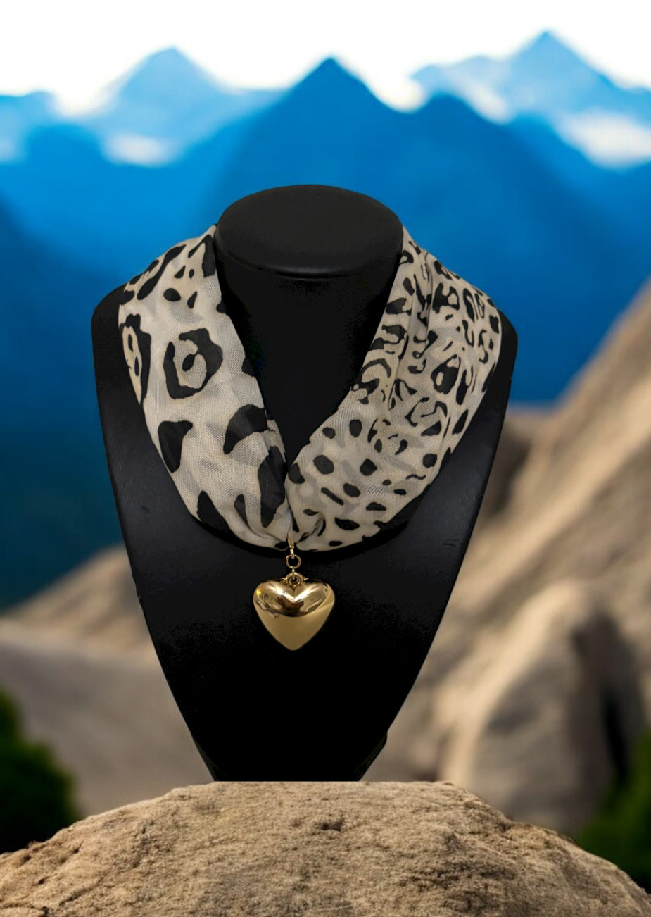 Animal Print Single Charm Necklace